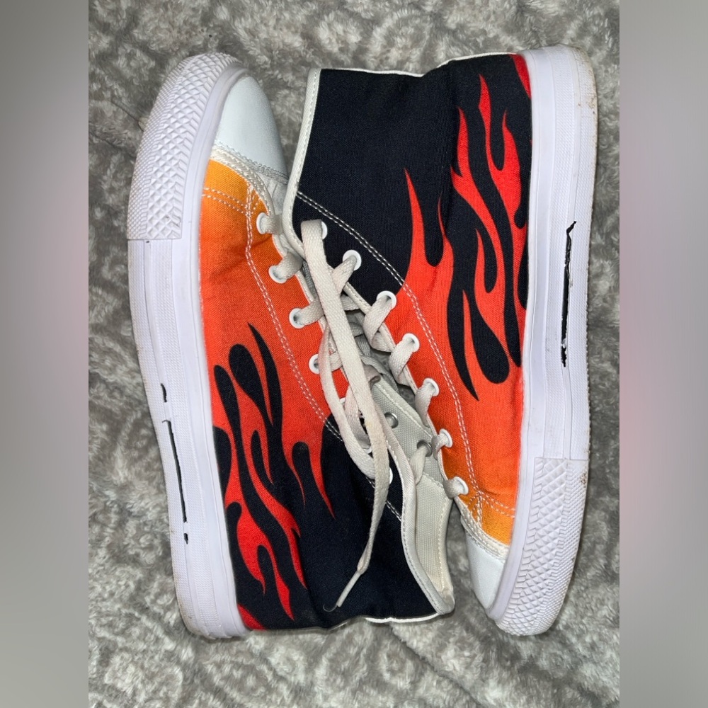 FIRE High Tops🔥🔥